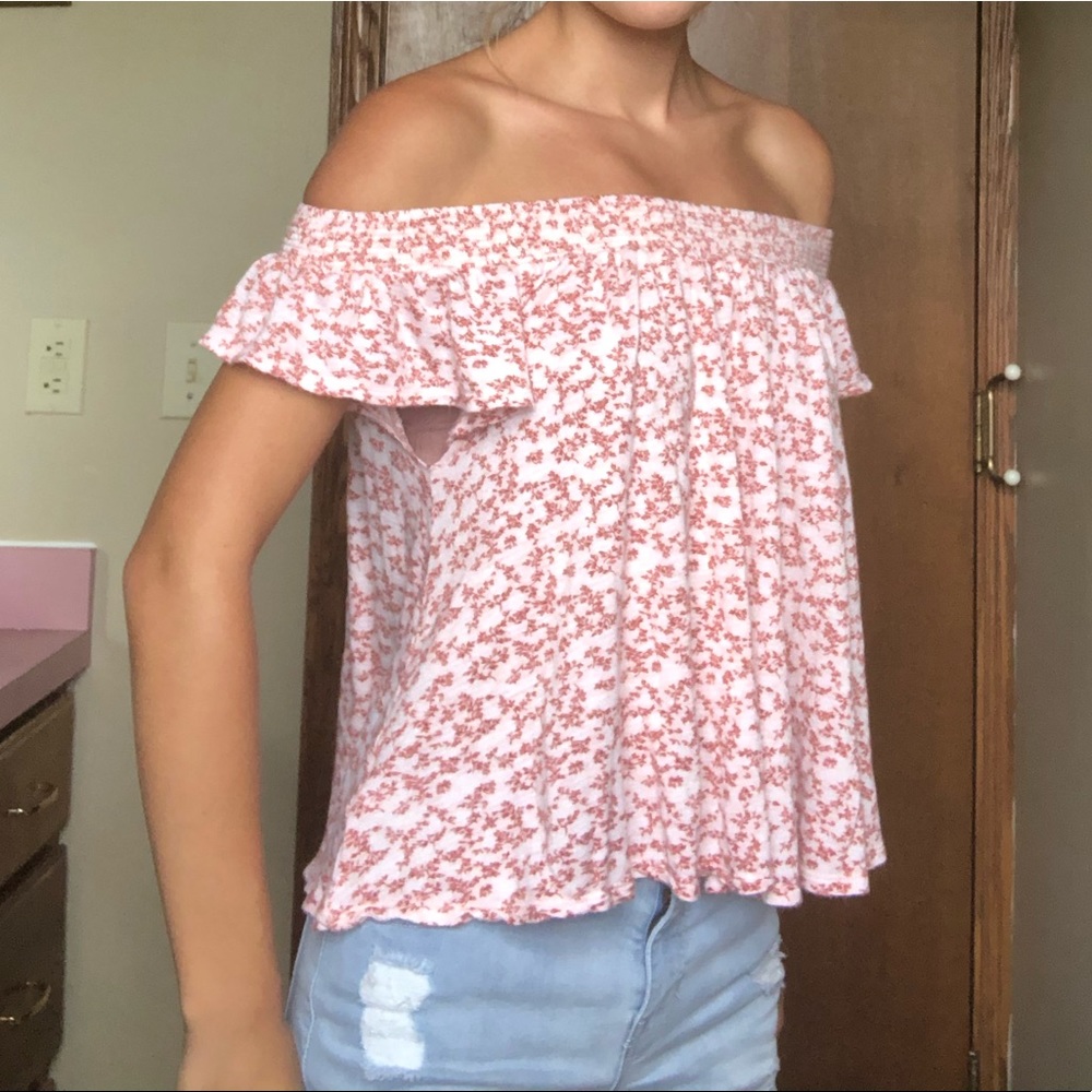 FLORAL OFF THE SHOULDER CROP